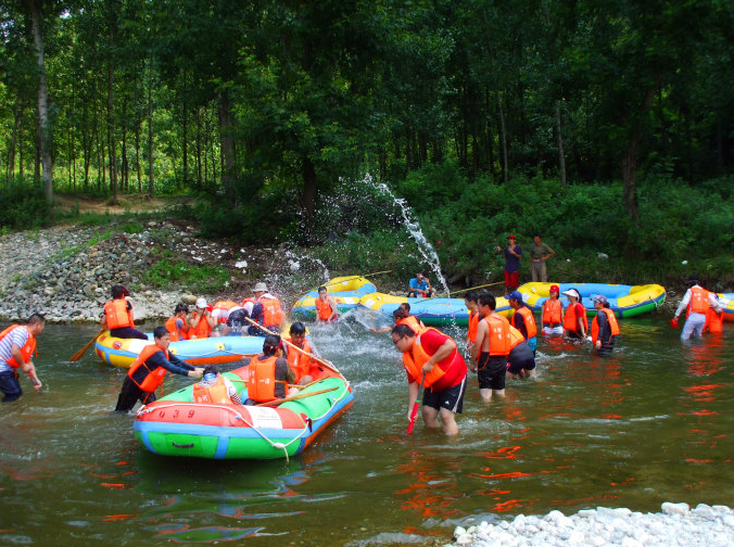  p data-id="gn8mtfgn9k">白河第一漂,位于河南省南阳市 a target="