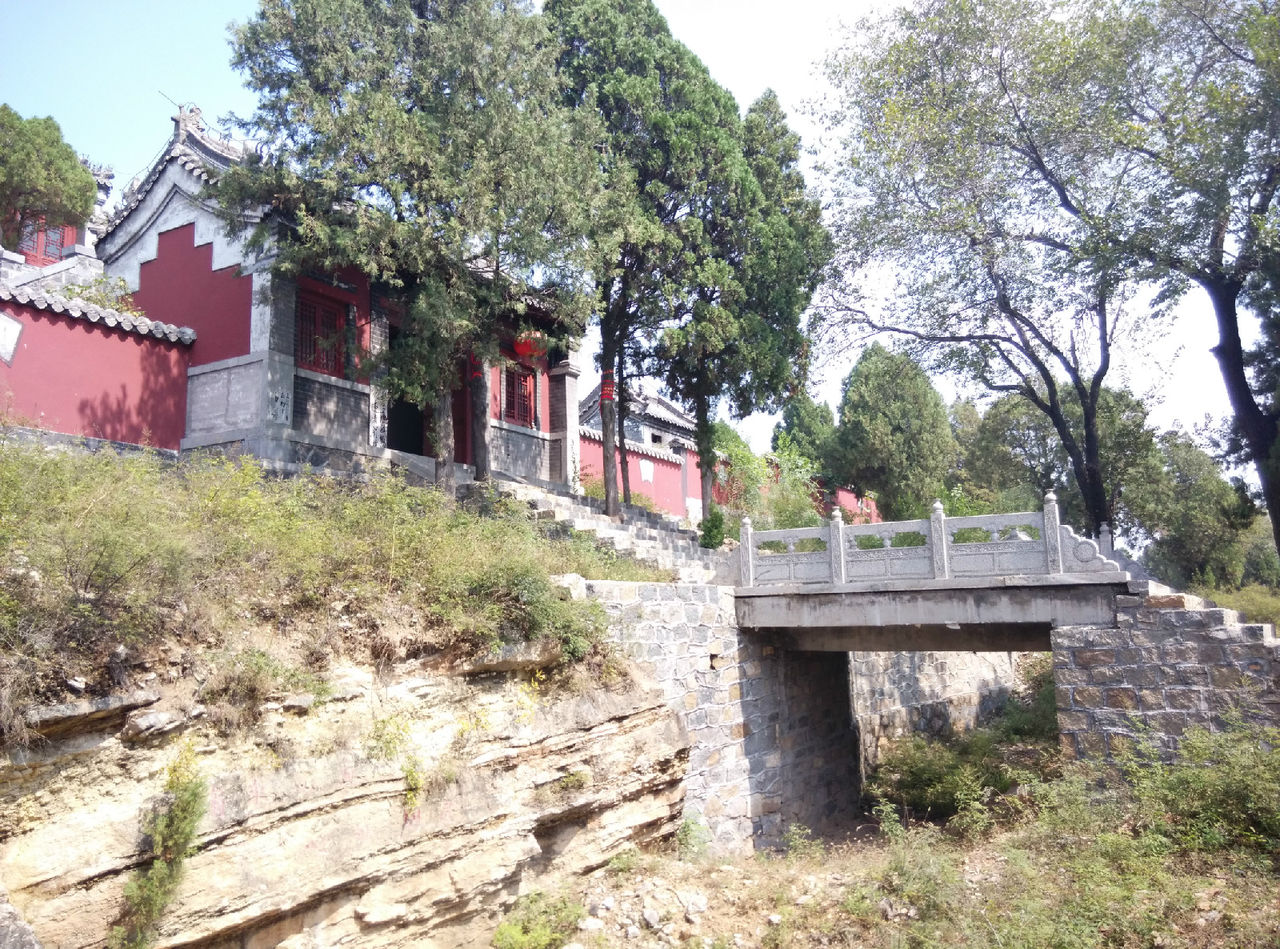  p data-id="gnx4duigh5">无盐山玉虚宫(泰山玉虚宫)坐落于 a target=