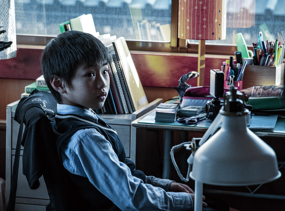 《犬鸣村》是由<a