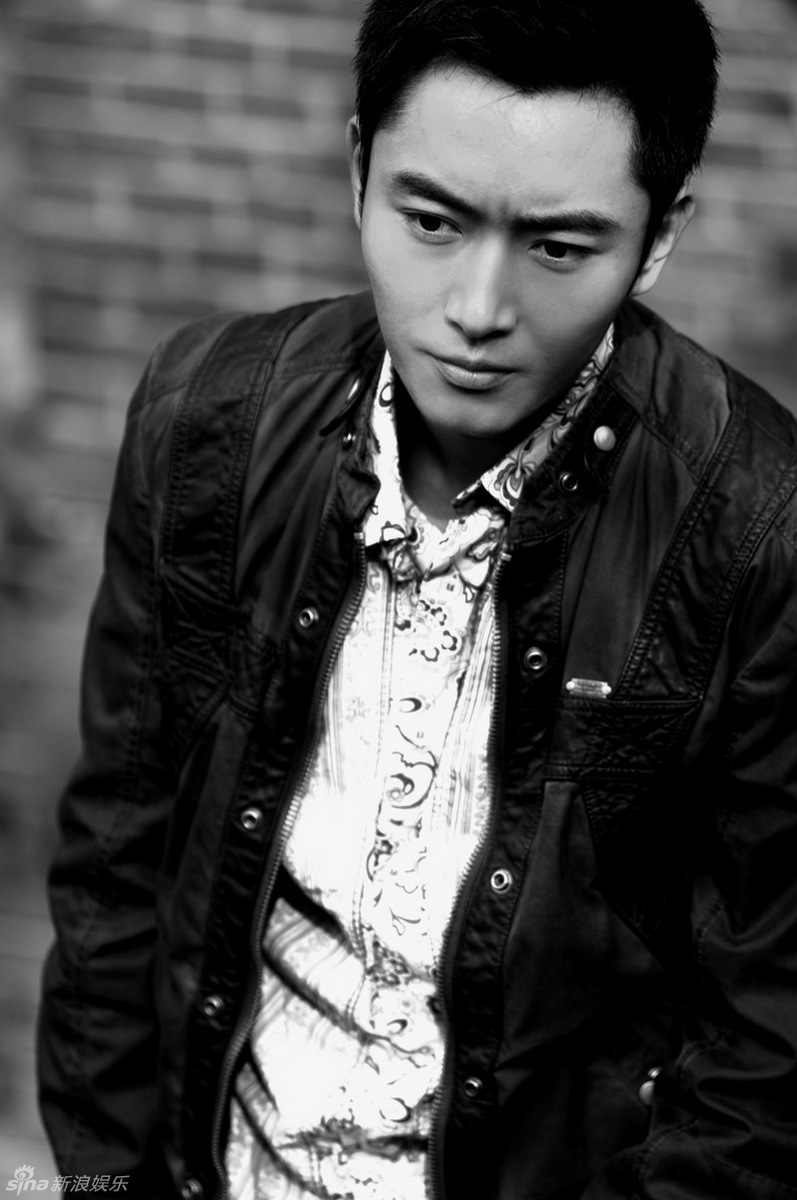  p>李东学,1982年11月27日出生于河南省郑州市,中国内地影视男演员