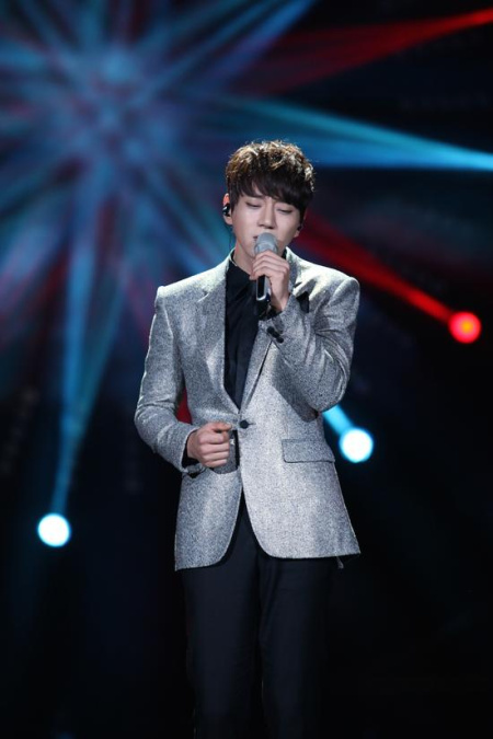  p data-id="gnt9zt9mos">黄致列(         ),1982年12月3日出生于