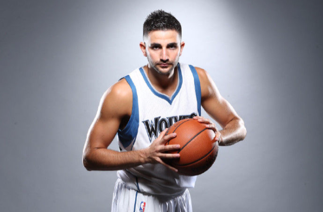  p>里基·卢比奥(ricky rubio),1990年10月21日出生于西班牙巴塞罗那 