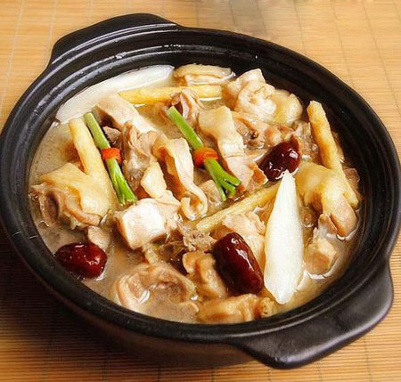 沙参炖鸡汤