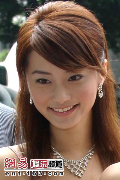  p>赵小侨,原名赵虹乔,1979年11月15日出生于台湾,中国台湾女演员