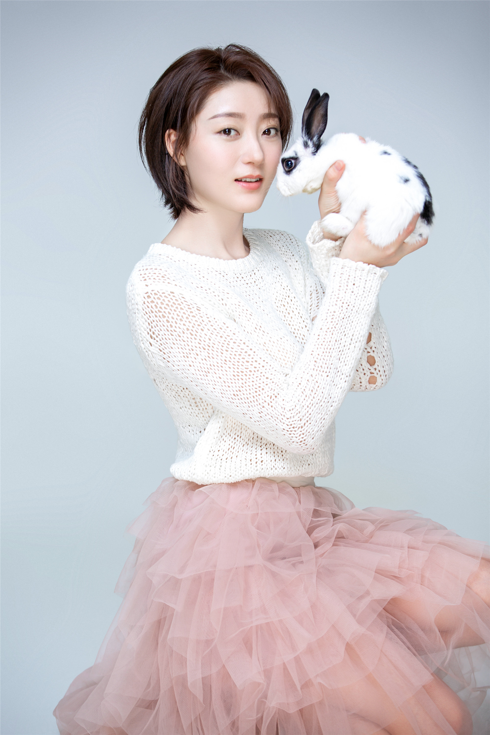  p>王怡雯,影视演员,模特,毕业于 a target="_blank" href="/item