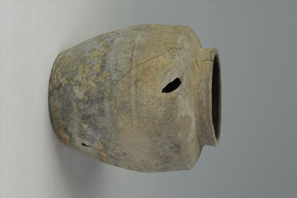 东汉篾纹灰陶罐