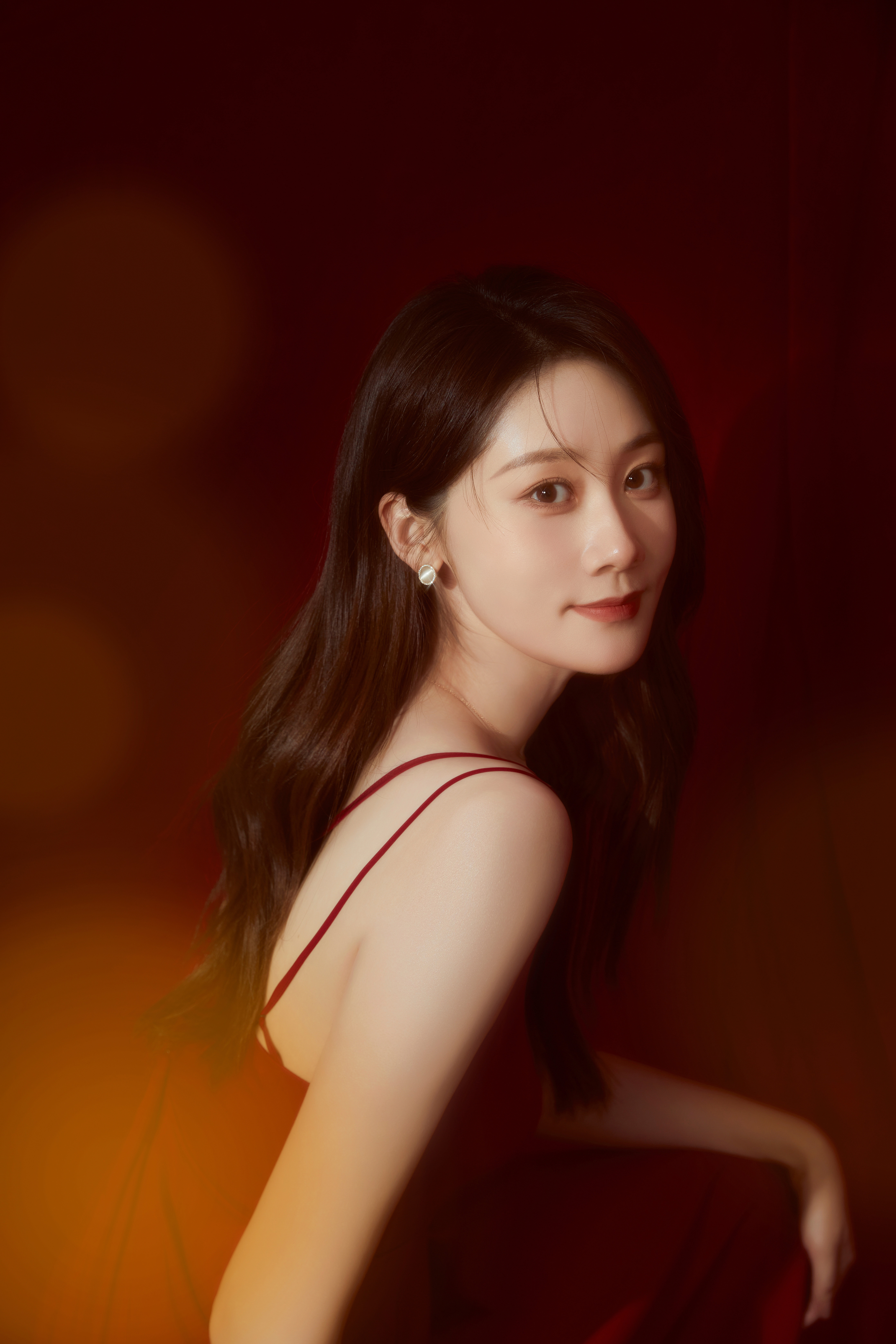 data-id="gnwnhmw7ud">周慧,出生于辽宁省大连市,中国内地青年女演员