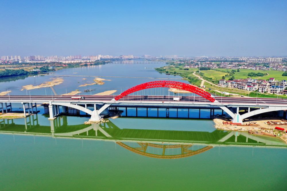 王安石抚河特大桥