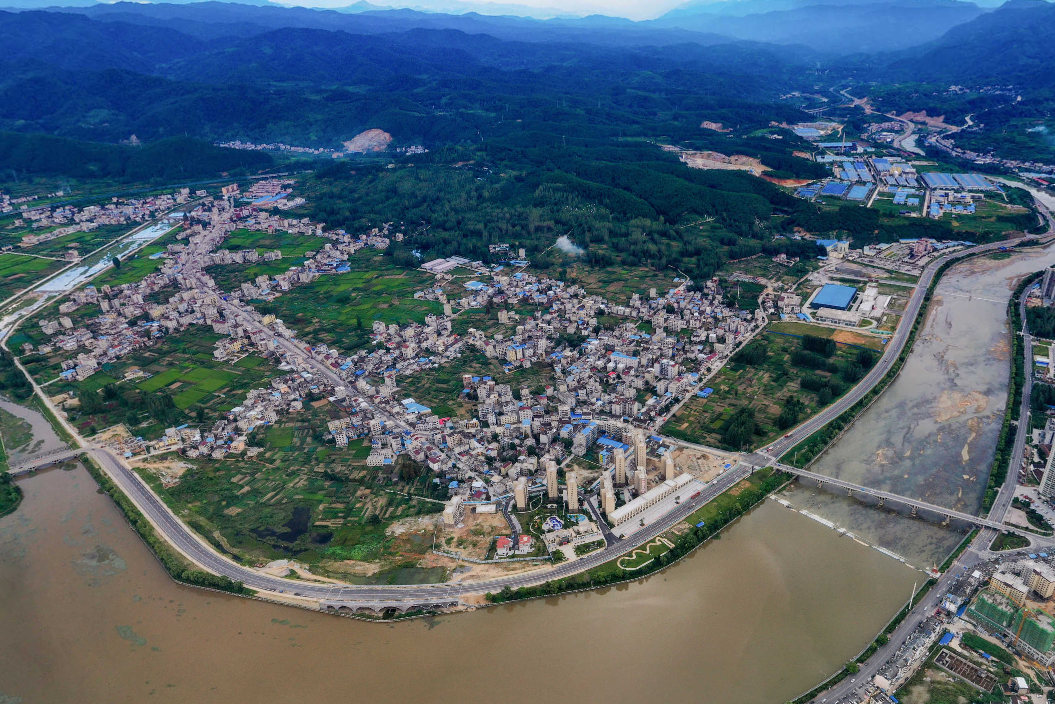  p data-id="gnyxhureqs">城关镇,隶属于湖北省十堰市房县,地处 a