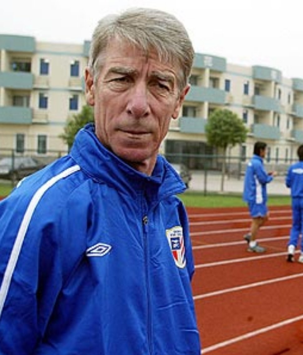 瓦列里·涅波姆尼亚奇