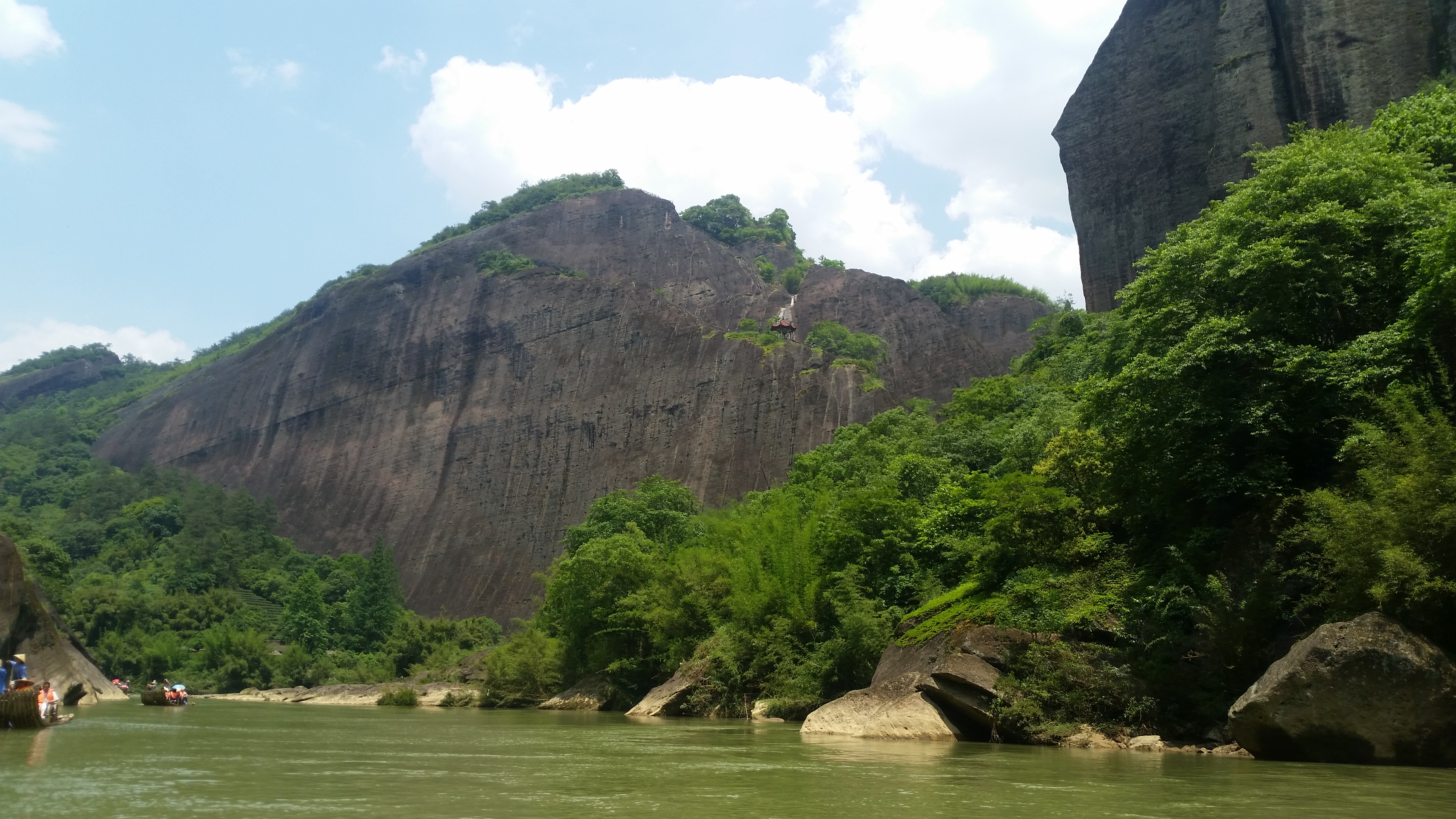 龙门县屏风石县级自然保护区