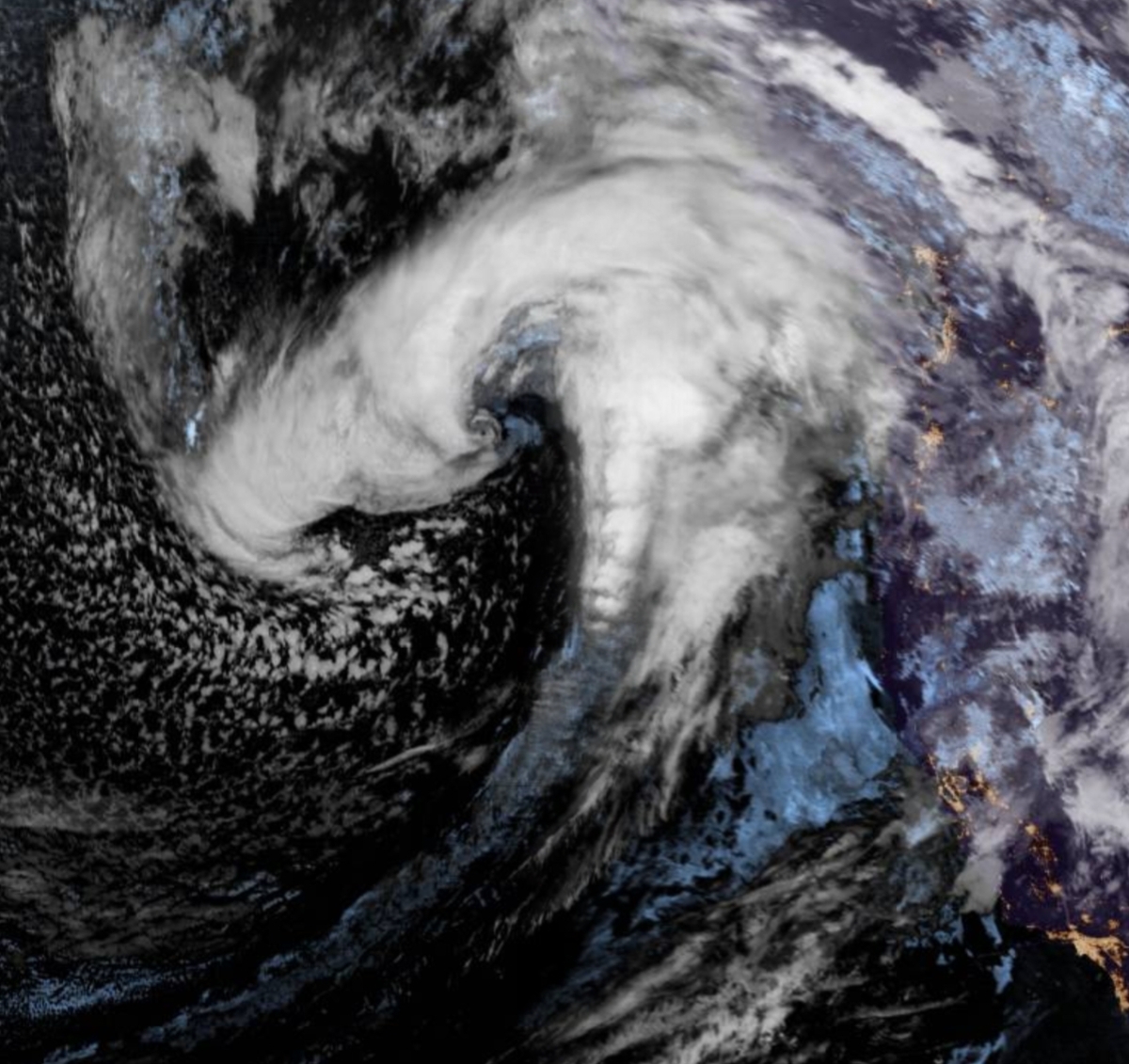  p>台风南川(英语:typhoon namtheun,老挝语: