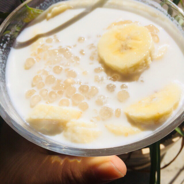 牛奶香蕉西米露