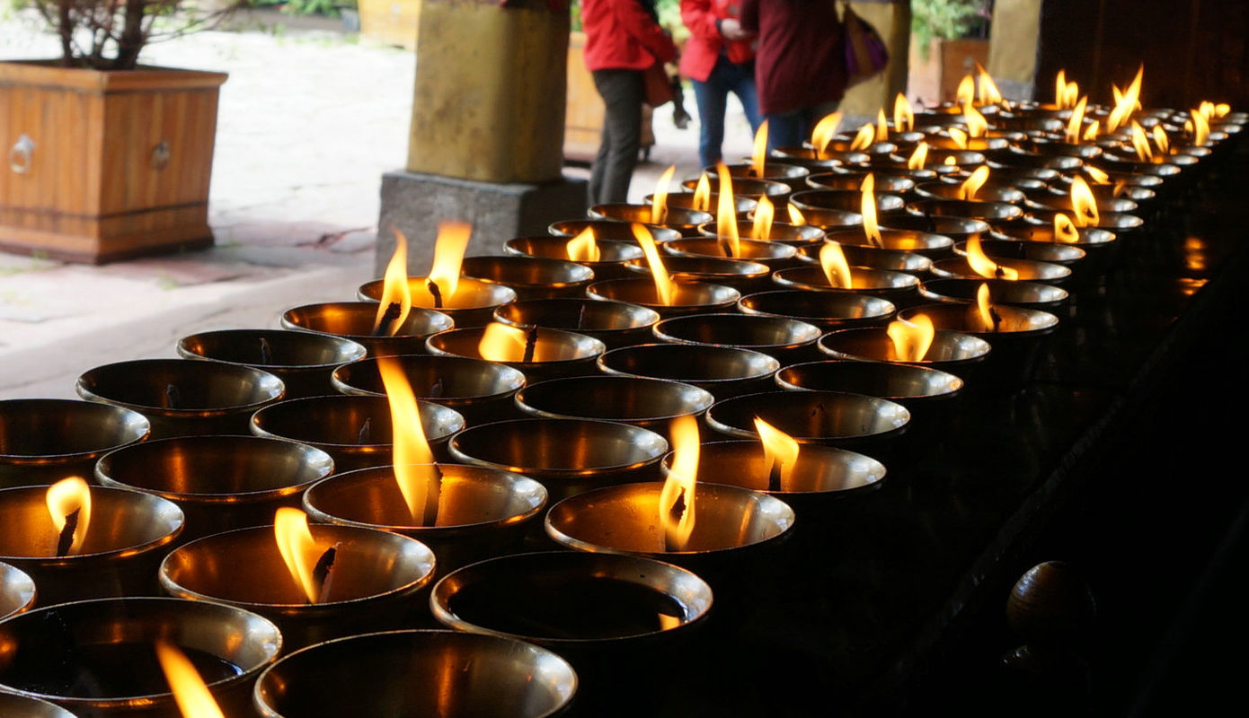  p>长明灯(eternal fire), a target="_blank" href="/item/除夕夜