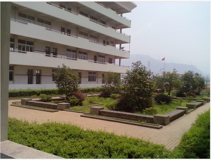 瑞安市塘下镇罗凤中学