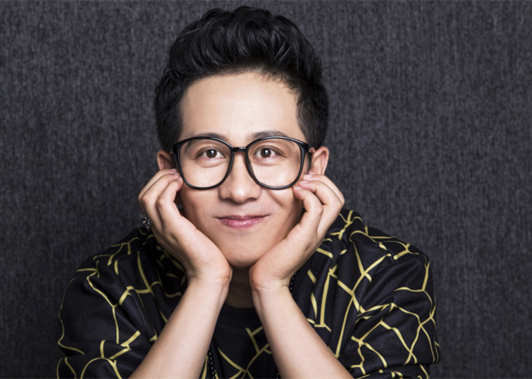  p>张瀚元(john),原名:张天鹏,1979年8月9日出生于辽宁省铁岭县蔡牛镇