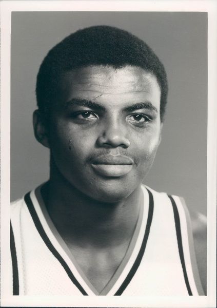  p>查尔斯·巴克利(charles barkley),1963年2月20日出生于美国 a