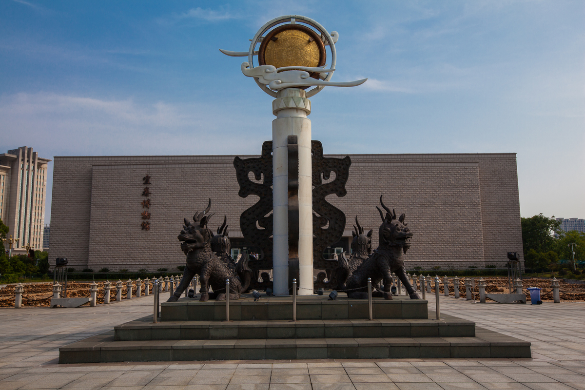  p>宜春市博物馆位于江西省宜春市芦洲北路536号,成立于1979年.