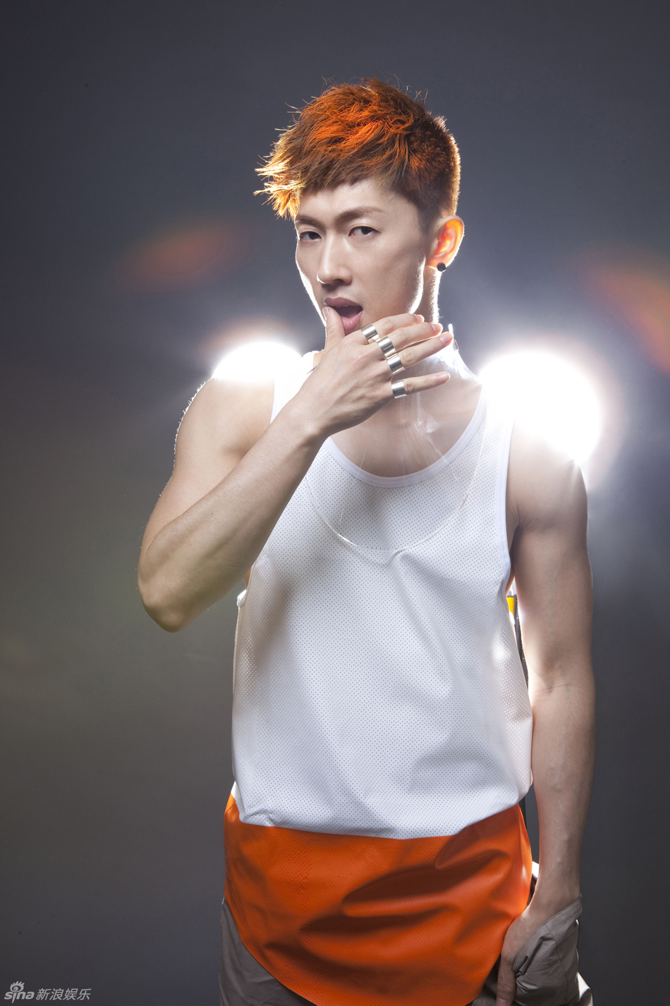  p>张佑赫(         ),1978年5月8日出生于韩国庆尚道大丘市.