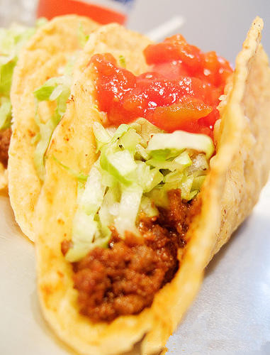 墨西哥卷饼(taco),有时音译为" a target="_blank" href="/item/塔可