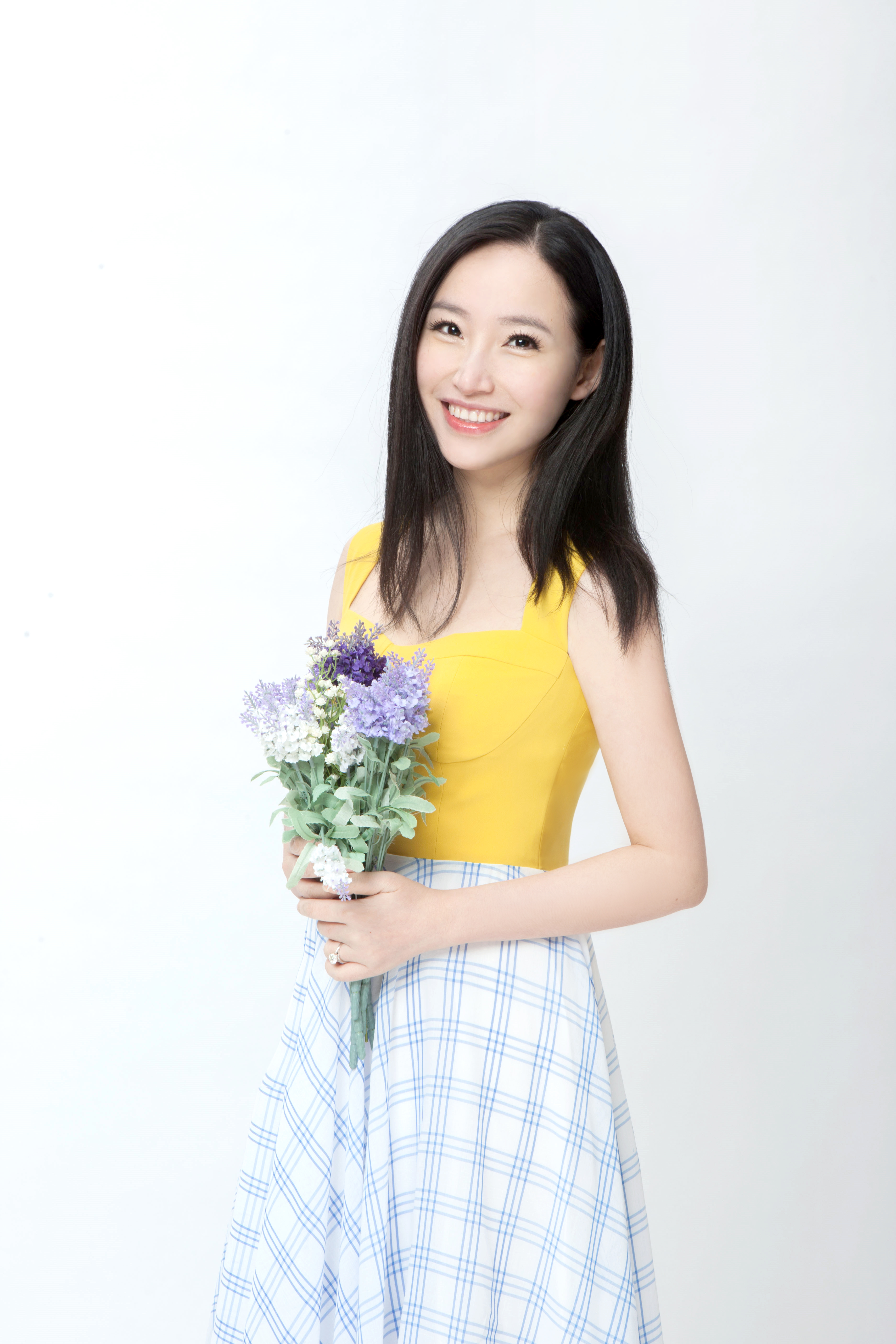 data-lemmaid="2756744">杨冰阳 /a>,网名:ayawawa, a target="_blank