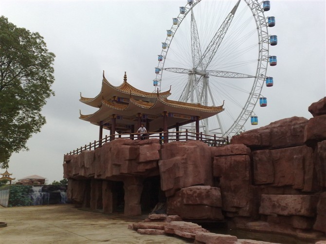  p>赣州宝葫芦农庄地处 a target="_blank" href="/item/赣州市章贡区