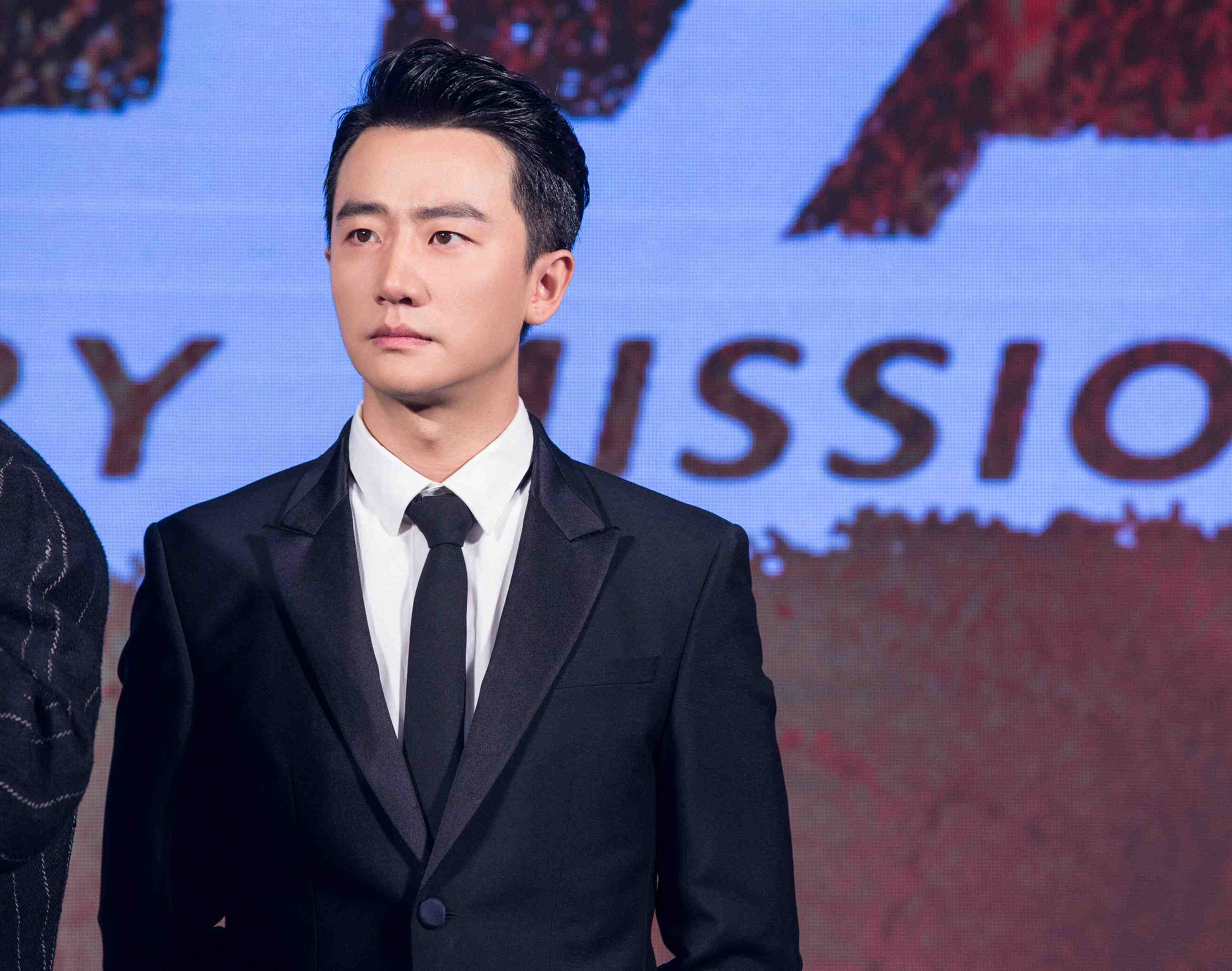  p>黄轩,1985年3月3日出生于甘肃省兰州市,中国内地影视男演员,毕业于