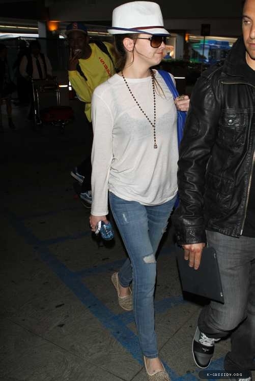  p>凯蒂·卡西迪 i>(katie cassidy) /i>,1986年11月25日出生于美国