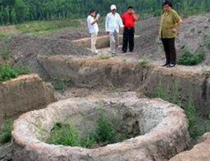  p>义井遗址是位于孟县城西5公里处义井村村西的曹马沟内的遗址. /p>