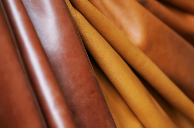  p>植纤皮全称是"纳米植物纤维皮革".