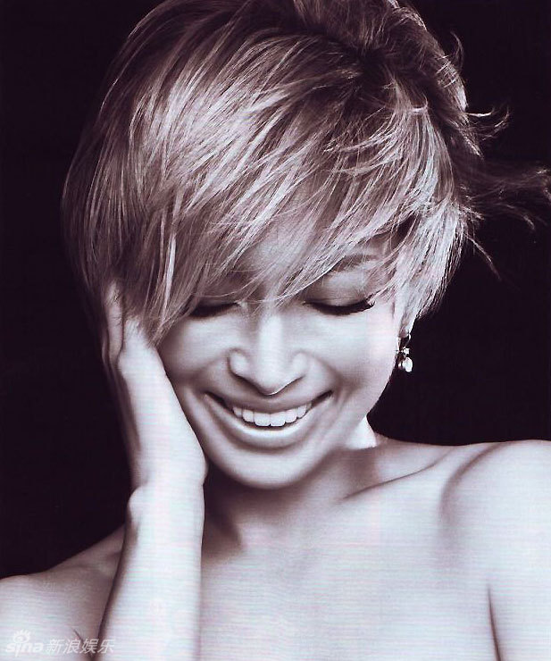  p>滨崎步 i>(hamasaki ayumi) /i>,1978年10月2日出生于日本福冈县