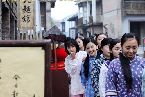  p>《民国警花》是 a href="#" data-lemmaid="7000753">北京东方飞云