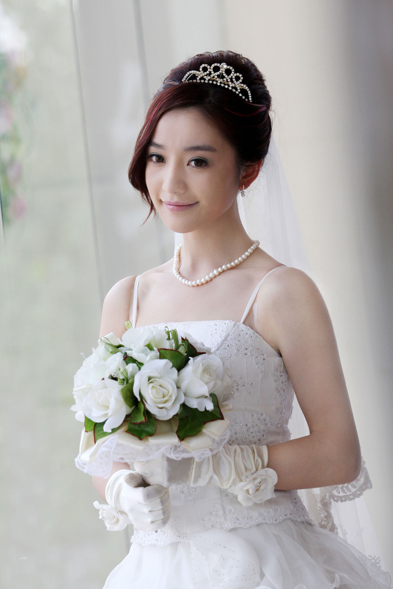  p>朱琳,1987年10月22日出生于安徽省芜湖市,毕业于浙江传媒学院表演