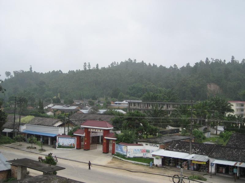 target="_blank" href="/item/陇川县/1209203"