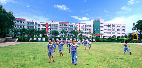 石岩中心小学