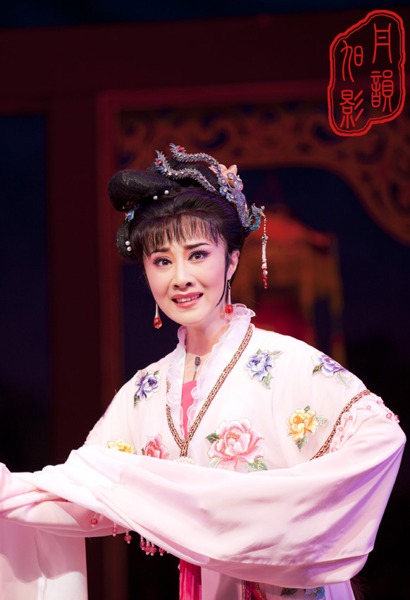 越剧院国家一级演员,优秀青年 a target="_blank" href="/item/傅派