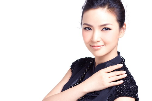  p data-id="go14besxzq">陈琨,女,出生于河南 a target="_blank"