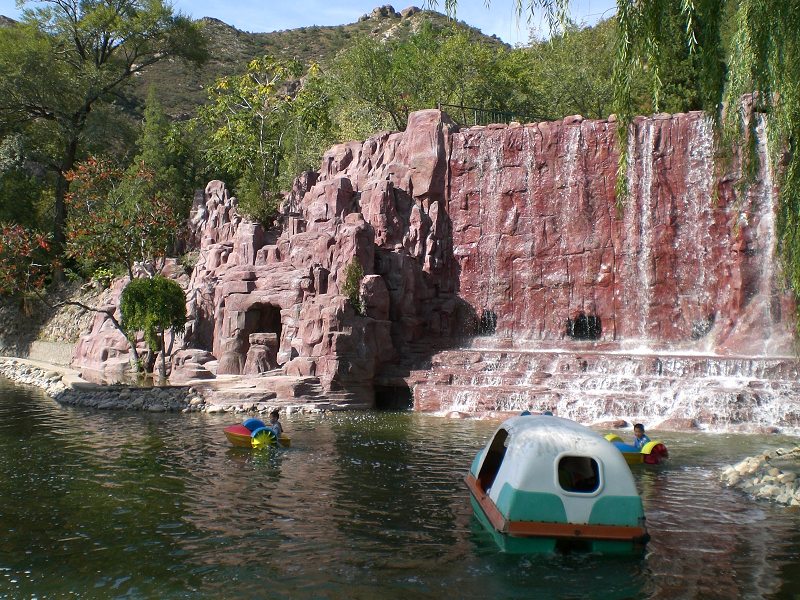  p data-id="gnx42r7y73">水母宫旅游风景名胜区位于张家口市区西北3.