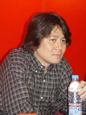 ytrllvmj">胡雪杨,别名胡人,出生于上海市,毕业于北京电影学院导演系