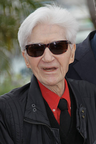  p>阿伦·雷乃 i>(alain resnais,1922年6月3日——2014年3月1日) /i>