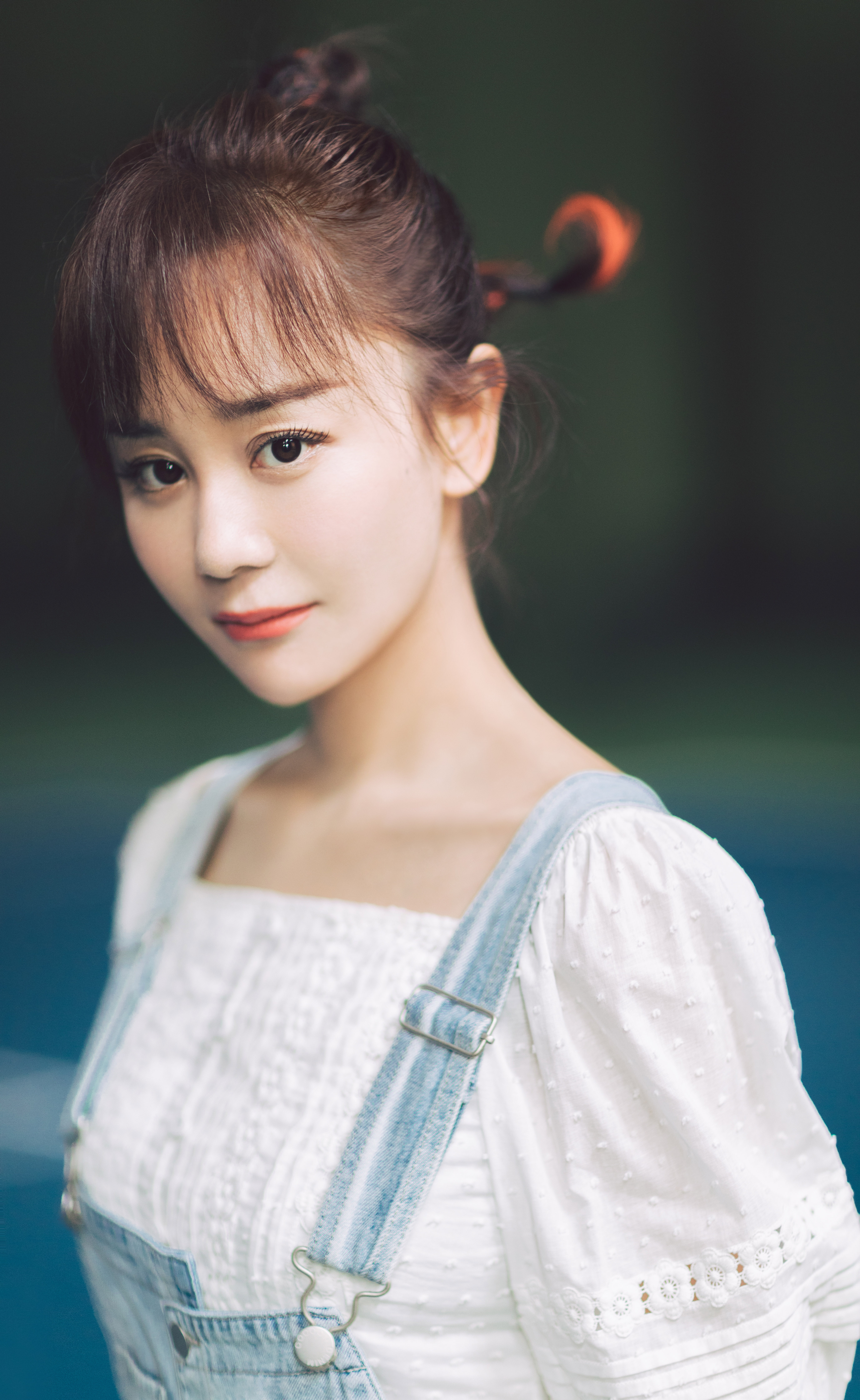  p>海陆,1984年10月15日出生于河南省郑州市,中国内地女演员,毕业于 a