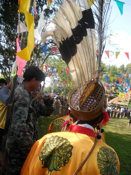  p>克钦族是 a href="#" data-lemmaid="205923">缅甸 /a>的第六大