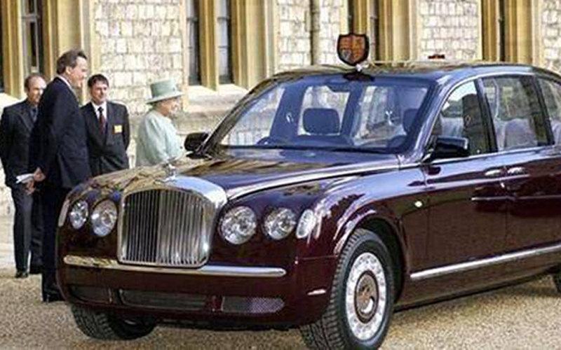  p>国家元首座驾(the head-of-state cars):亦称"国家官方汽车".