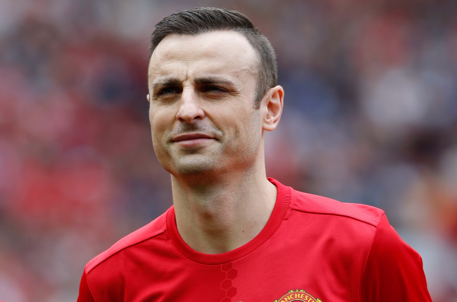  p>迪米塔·贝尔巴托夫(dimitar berbatov),1981年1月30日生于