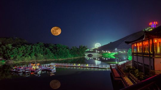  p>兴宁市熙和湾客乡文化旅游产业园,成立于2011年6月,位于 a target=
