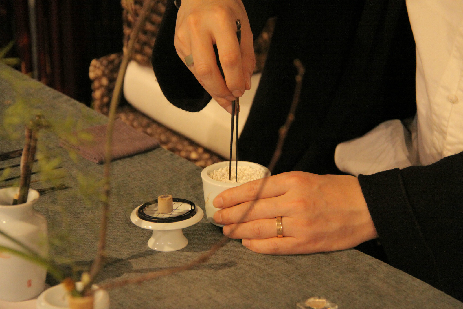 t70">香道,是历史悠久的中国传统生活艺术的升华,多流行于中国古代 a