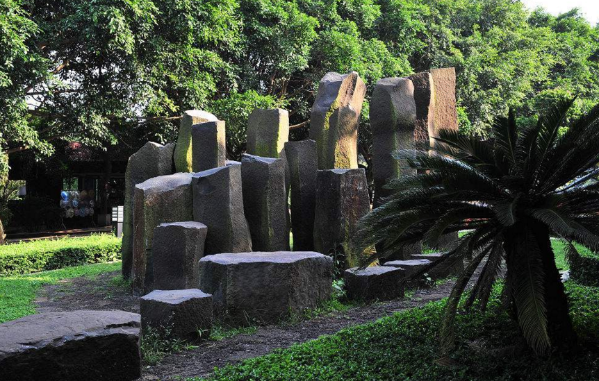  p>马鞍岭 a target="_blank" href="/item/火山口/33323" data-lemma