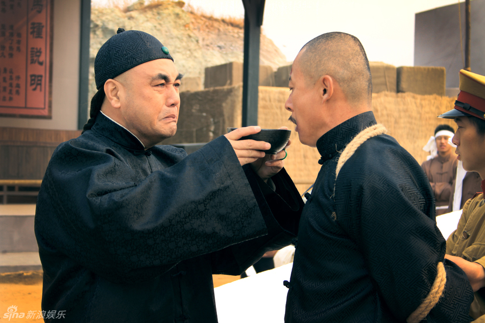  p data-id="gnt0vm35nz">臧金生,1959年5月11日出生于中国天津,毕业