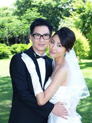  p>《寄生人》是由何平执导, a href="#" data-lemmaid="46255">