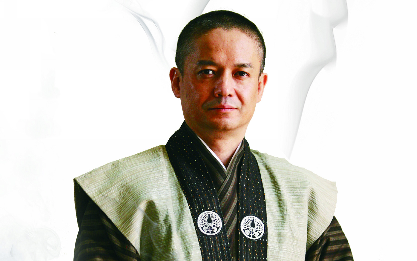  p>山崎敬一( i>yamazaki keiichi /i>),1966年1月22日出生于日本东京